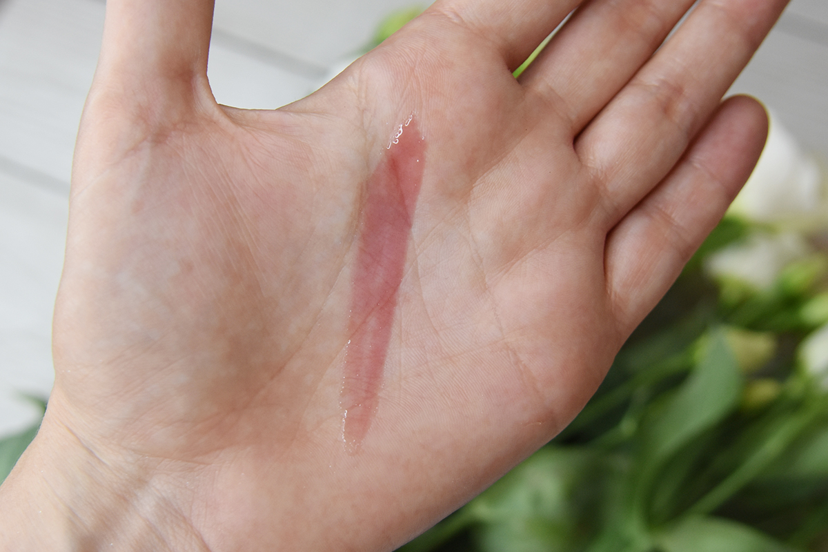 R.E.M. Beauty Essential Drip Glossy Balm in Cherry Cola review