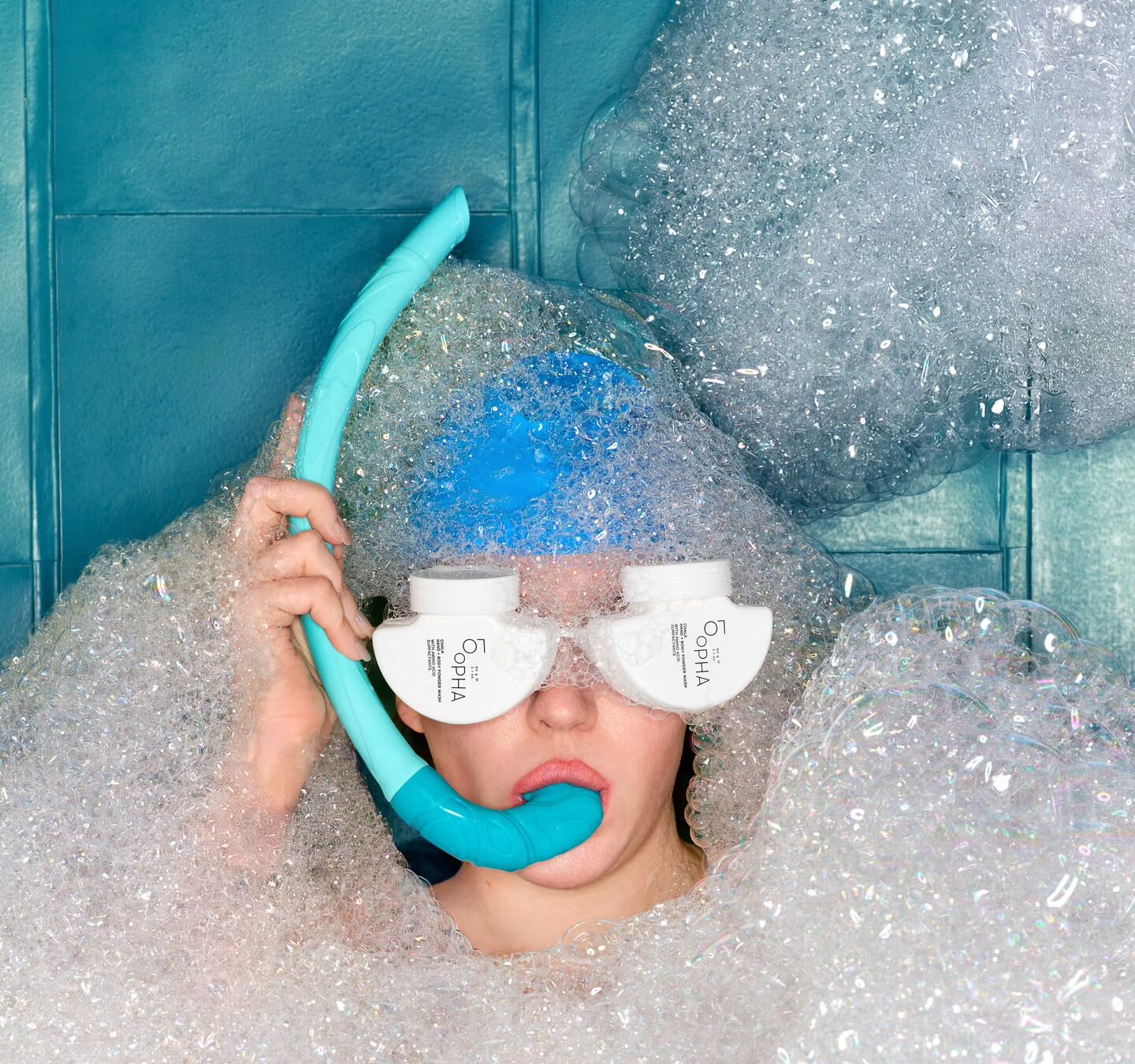 LOoPHA (Deciem brand) has released a new bath and body line