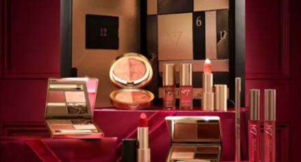 No7 Pro Artist 12 Days of Glamour Advent Calendar 2025