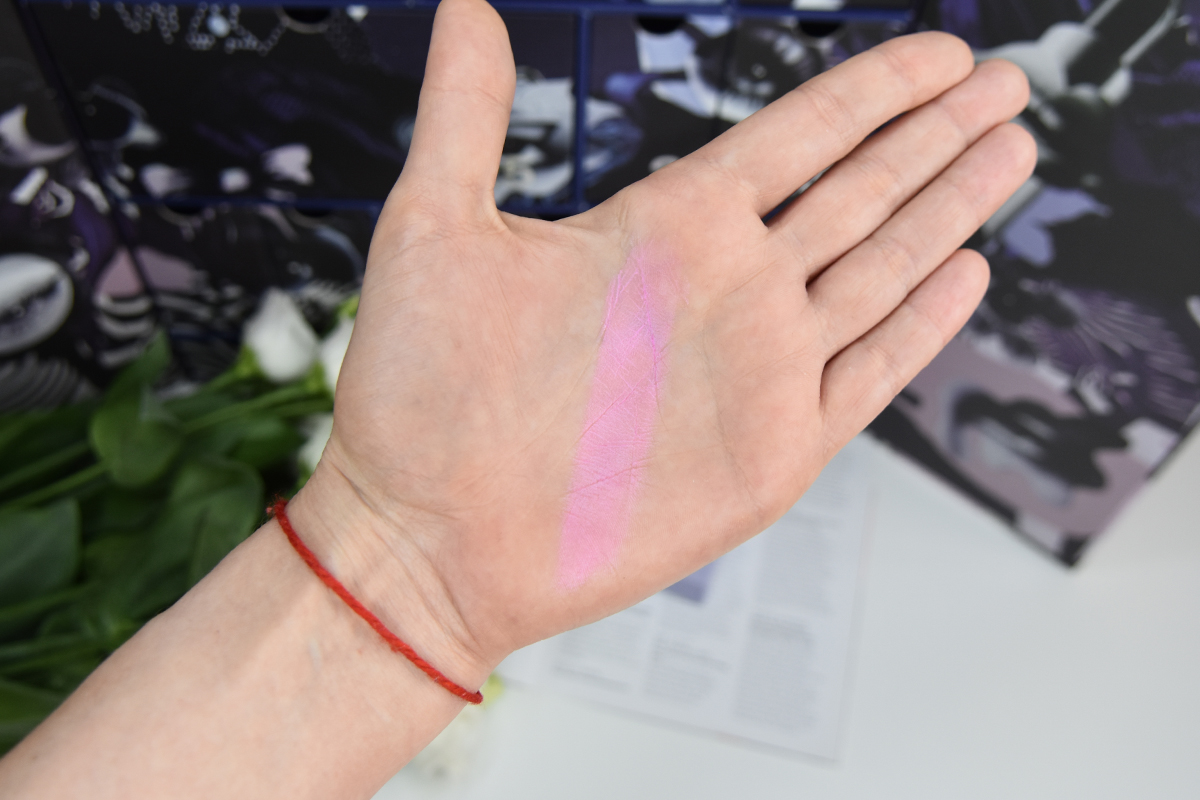 Saie SuperSuede Radiant Blush Powder