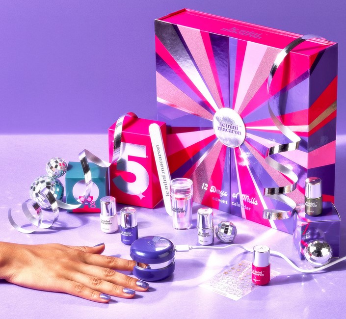 Le Mini Macaron Advent Calendar 2025