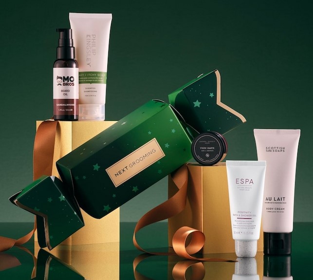Next The Grooming Essentials Cracker