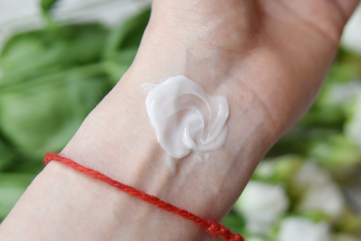 Tatcha The Water Cream Oil-Free Pore Minimizing Moisturizer Review Tatcha The Water Cream Oil-Free Pore Minimizing Moisturizer Review