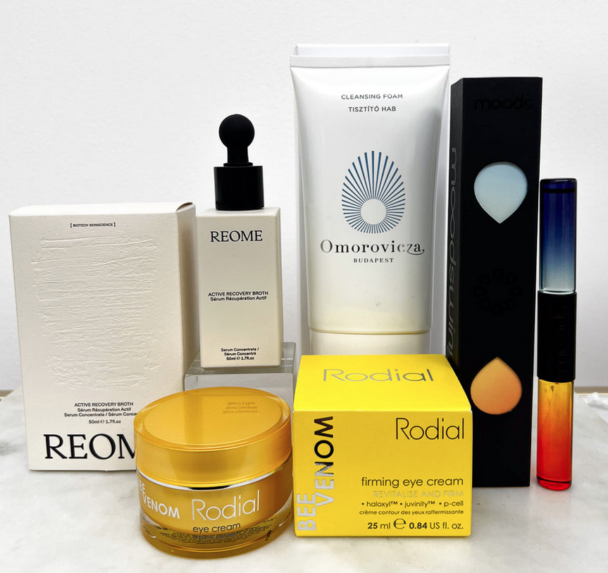 Mintdbox Beauty Box December 2025 Mintdbox Beauty Box December 2025