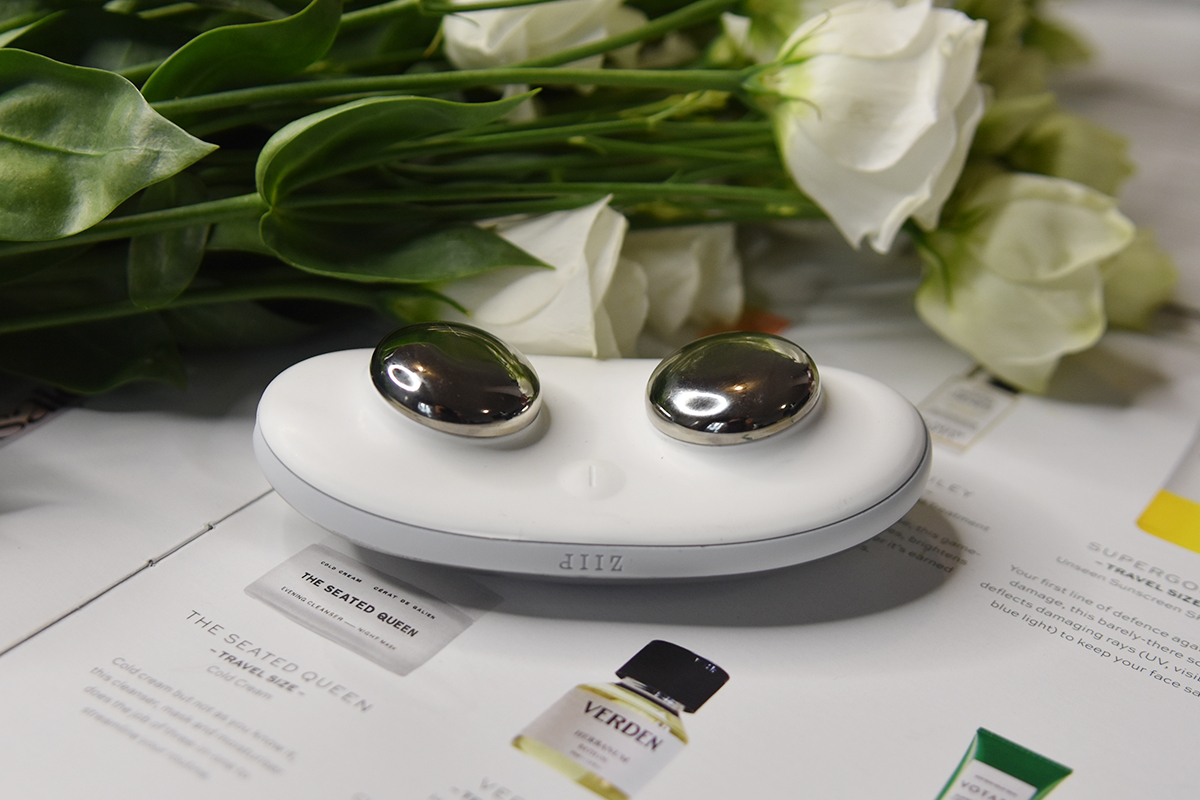 ZIIP HALO Nanocurrent and Microcurrent Facial Toning Device